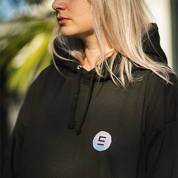 photo d'un sweatshirt de la streameuse Echyr